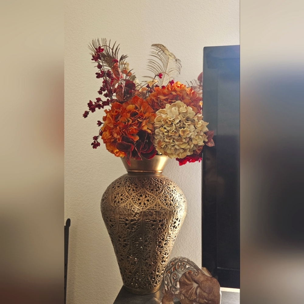 Beautiful Vintage style metal Vase with flowers for sale